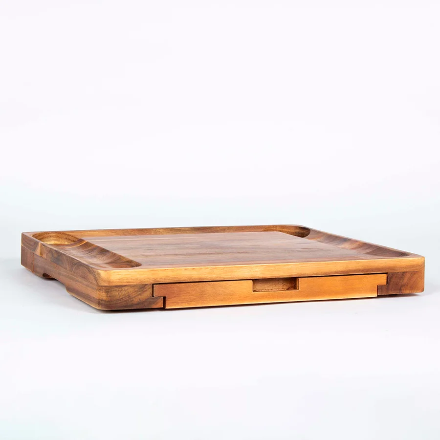Tabla de Quesos con Herramientas
